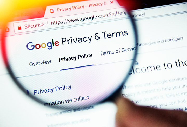 Soluciones a la muerte en internet: cancelación de datos u homenaje en la red