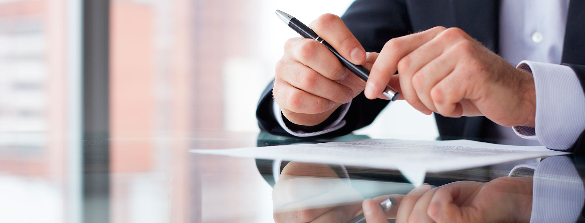 Acuerdos de confidencialidad y formación del personal
